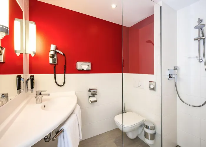 Ibis Muenchen Airport Sued מלון