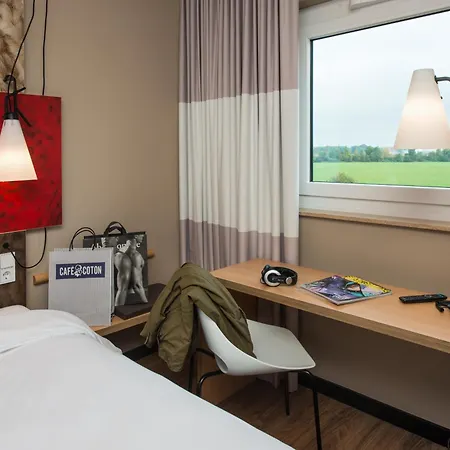 Hotel Ibis Muenchen Airport Sued 4*